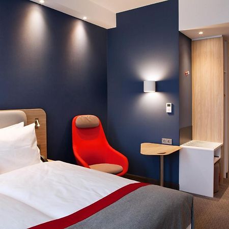 Holiday Inn Express - Kaiserslautern By Ihg Εξωτερικό φωτογραφία