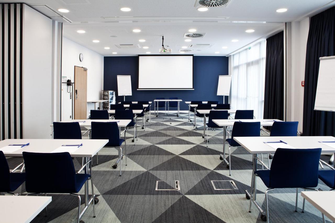 Holiday Inn Express - Kaiserslautern By Ihg Εξωτερικό φωτογραφία