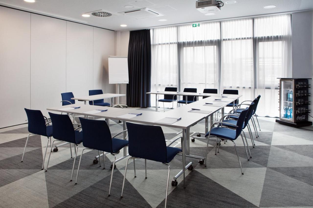 Holiday Inn Express - Kaiserslautern By Ihg Εξωτερικό φωτογραφία