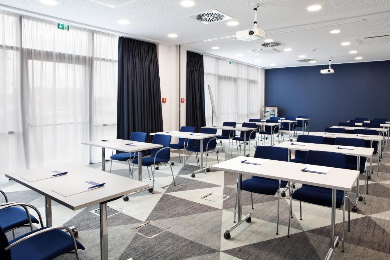 Holiday Inn Express - Kaiserslautern By Ihg Εξωτερικό φωτογραφία